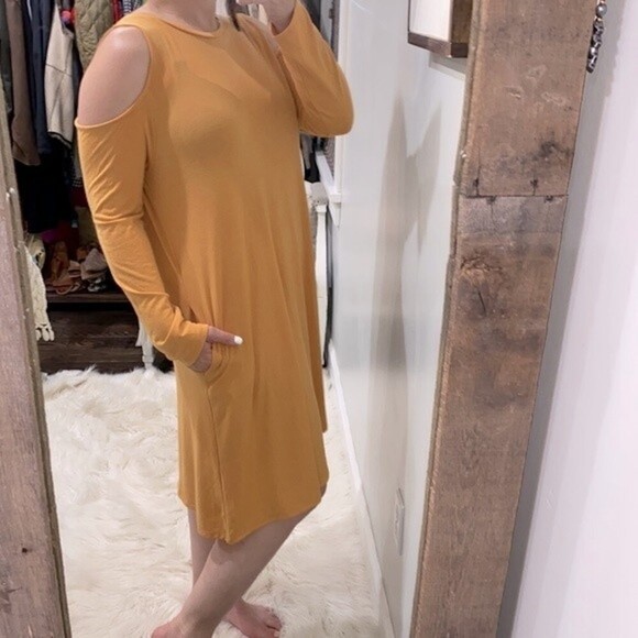 Zenana Premium cold shoulder mustard color Jersey knit dress size large - Picture 1 of 5